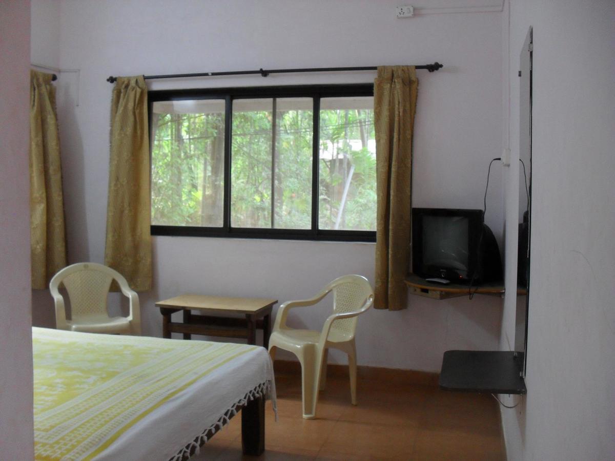 Saaj Resort Dāpoli Extérieur photo