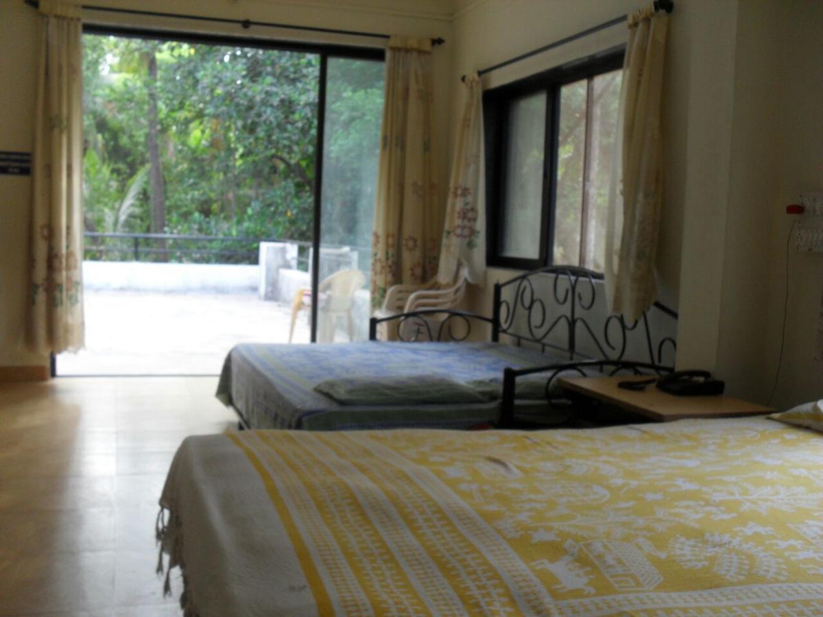 Saaj Resort Dāpoli Extérieur photo